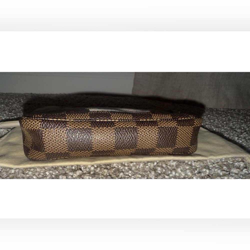 AUTHENTIC 🤎 LV  Damier Ebene Mini Pochette with Gold Chain and Trunk Print - Picture 11 of 16